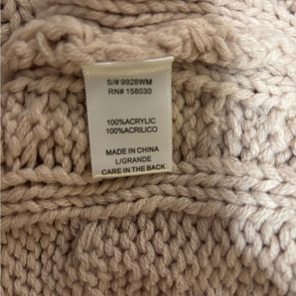 Cozy Cream Cable Knit Sweater - Picture 8 of 8
